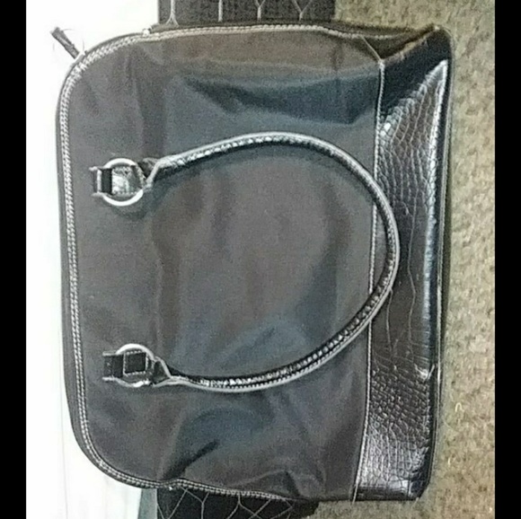 Purse - Picture 2 of 4